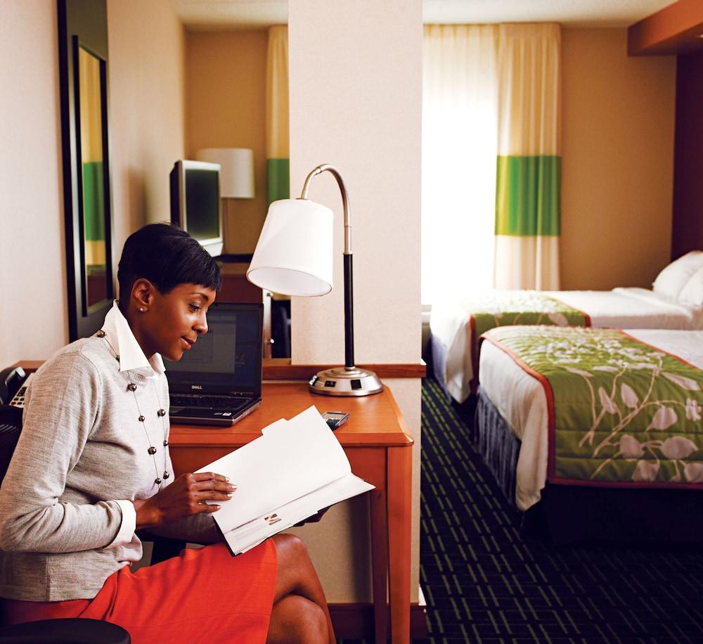 Fairfield Inn & Suites By Marriott Техаркана Экстерьер фото