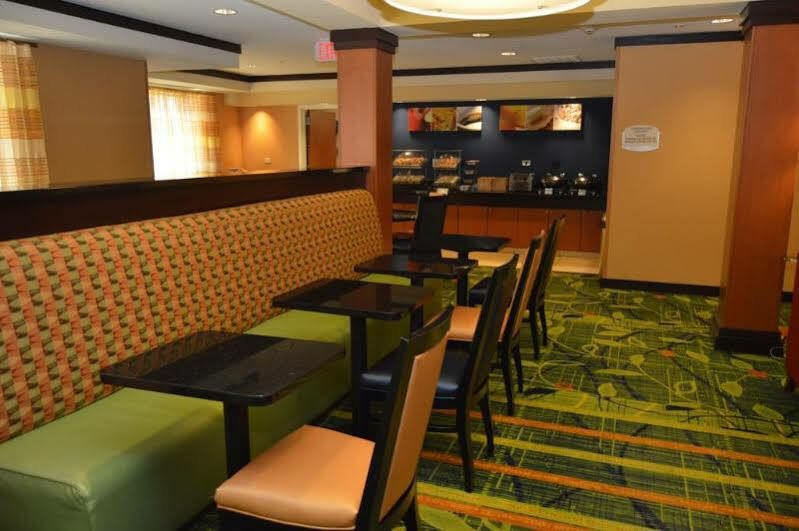 Fairfield Inn & Suites By Marriott Техаркана Экстерьер фото